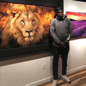 Meet your Posher, Leslie